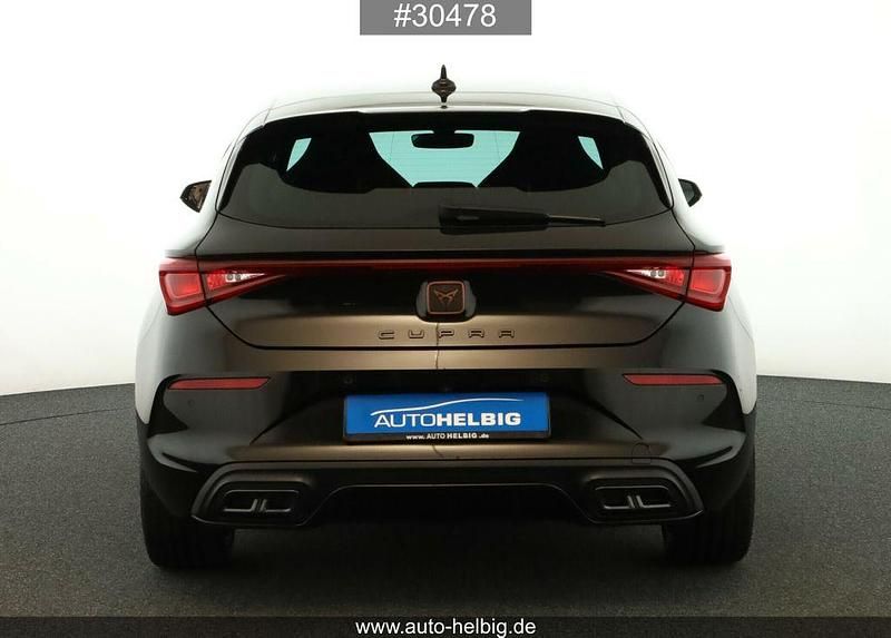 Gebraucht Cupra Leon 150 PS (110 kW) 2023 Mitternachtsschwarz metallic Limousine