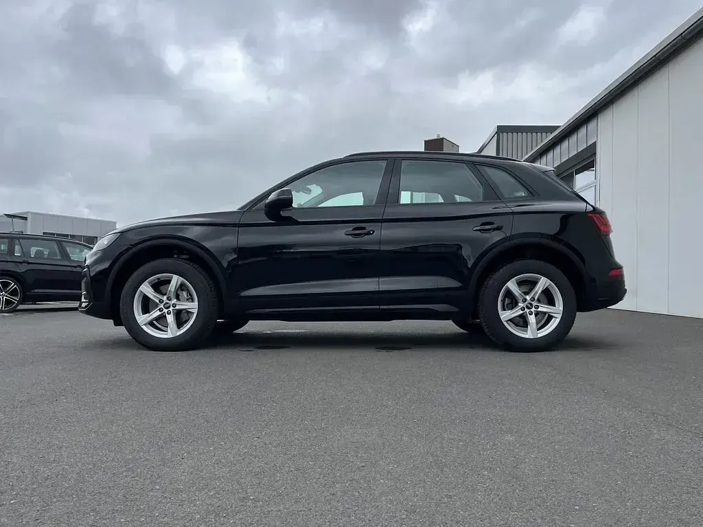 Second-hand Audi Q5 204 CP (150 kW) 2023 Negru SUV
