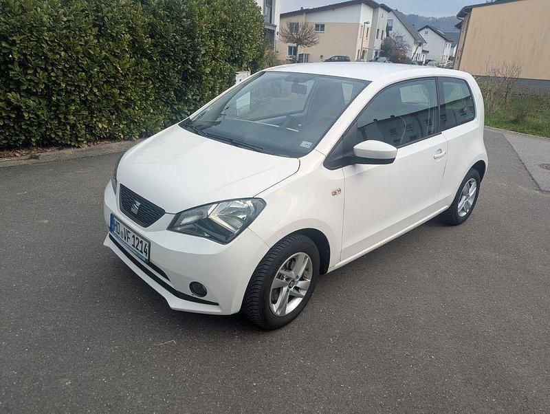 Gebraucht Seat Mii Reference 68 PS (50 kW) 2015 Weiß Kleinwagen