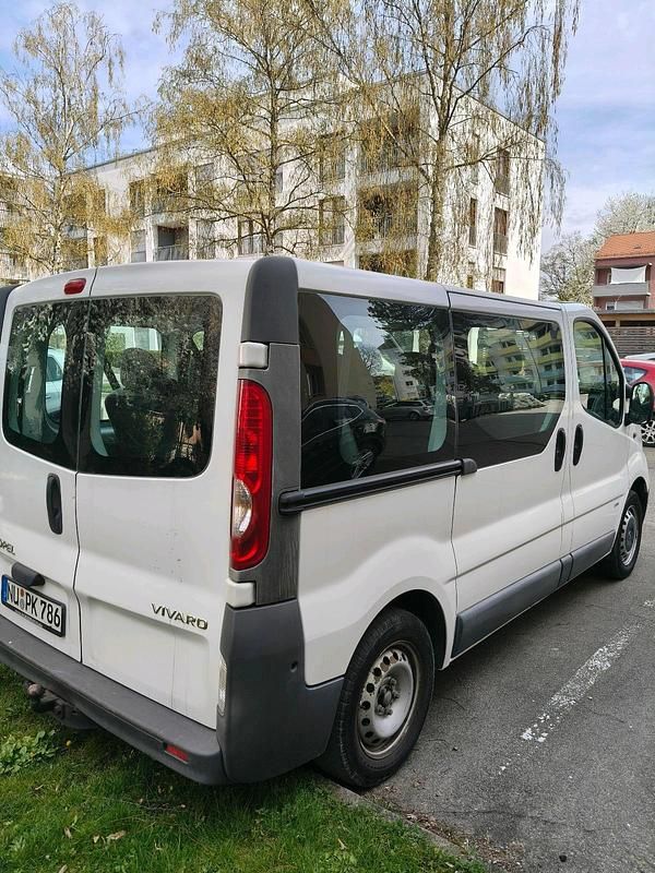 Gebraucht Opel Vivaro 2010 Weiß Van / Kleinbus