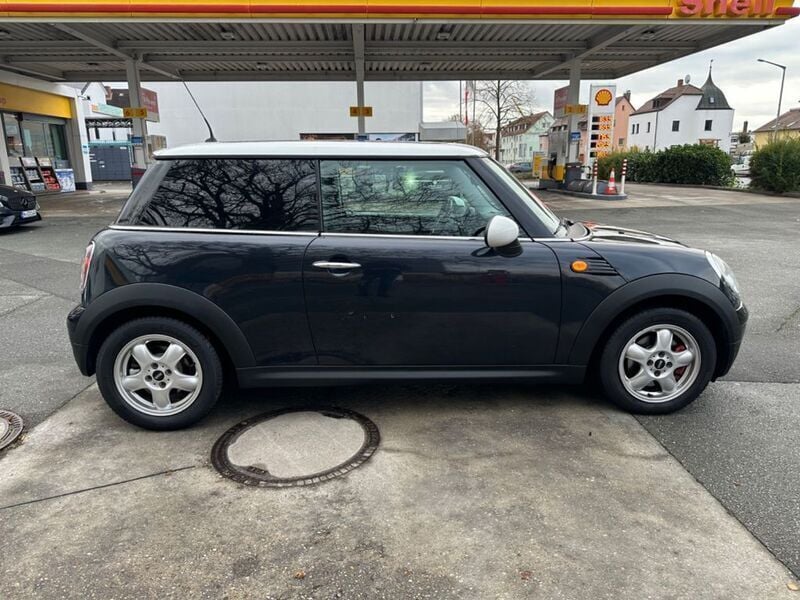 Gebraucht Mini Cooper 120 PS (88 kW) 2008 Astro black metallic Kleinwagen