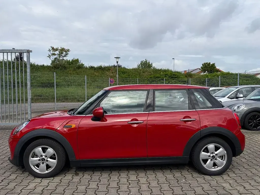 Gebraucht Mini Cooper 136 PS (100 kW) 2016 Rot Kleinwagen