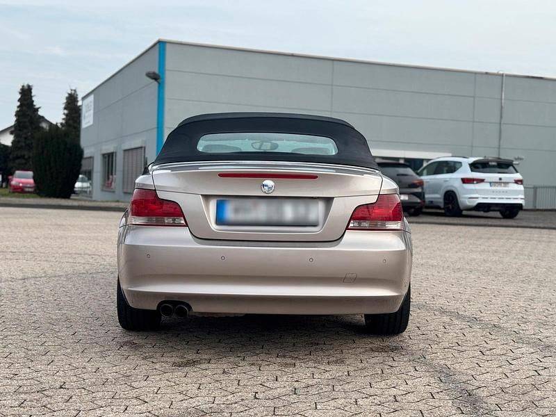 Gebraucht BMW 125 Cabriolet 218 PS (160 kW) 2008 Beige Cabrio