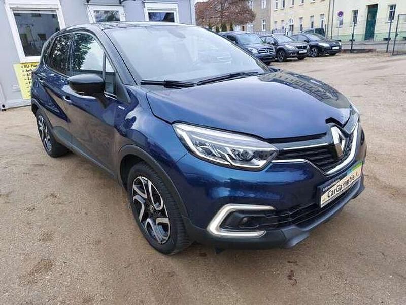 Gebraucht Renault Captur Bose Edition 131 PS (96 kW) 2019 Blau rqq + schwarz gne (metallic) SUV