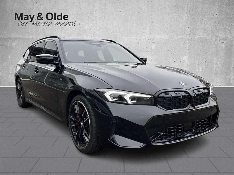 Neu BMW 340 340 PS (250 kW) 2025 Black sapphire metallic Kombi
