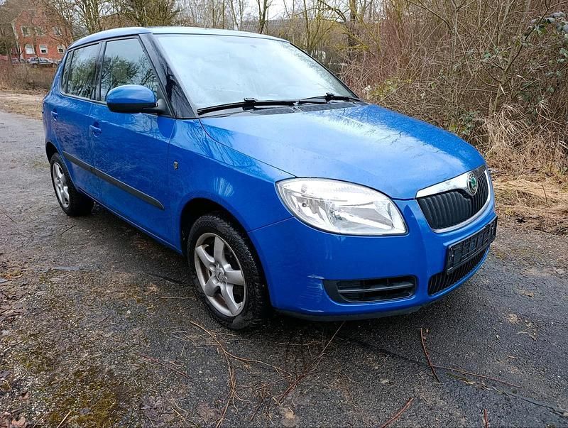 Gebraucht Skoda Fabia 105 PS (77 kW) 2008 Blau Limousine