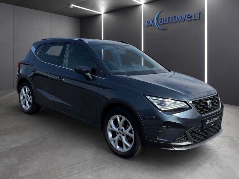 Gebraucht Seat Arona FR 90 PS (66 kW) 2023 Grau SUV