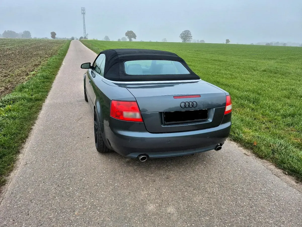Gebraucht Audi A4 Cabriolet 220 PS (161 kW) 2002 Grau Cabrio