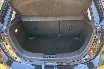 Gebraucht Mazda 2 Center-Line 105 PS (77 kW) 2016 Schwarz Limousine