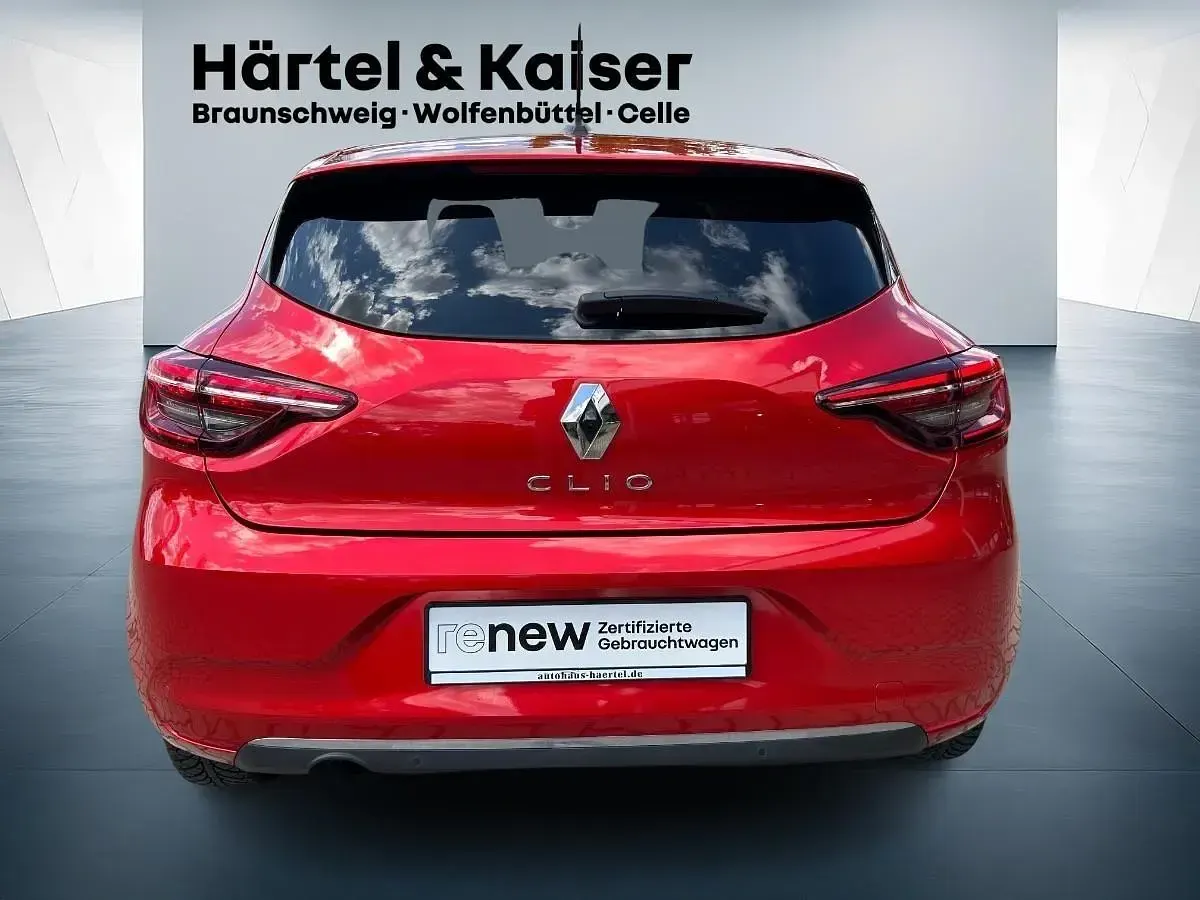 Gebraucht Renault Clio Intens 101 PS (74 kW) 2020 Dezirrotmetallic (rot)