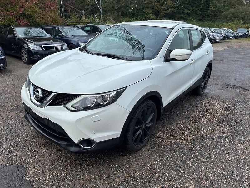 Weiß Gebraucht 2014 Nissan Qashqai Acenta SUV | 5.500 € (Superpreis) - Bild 1/4