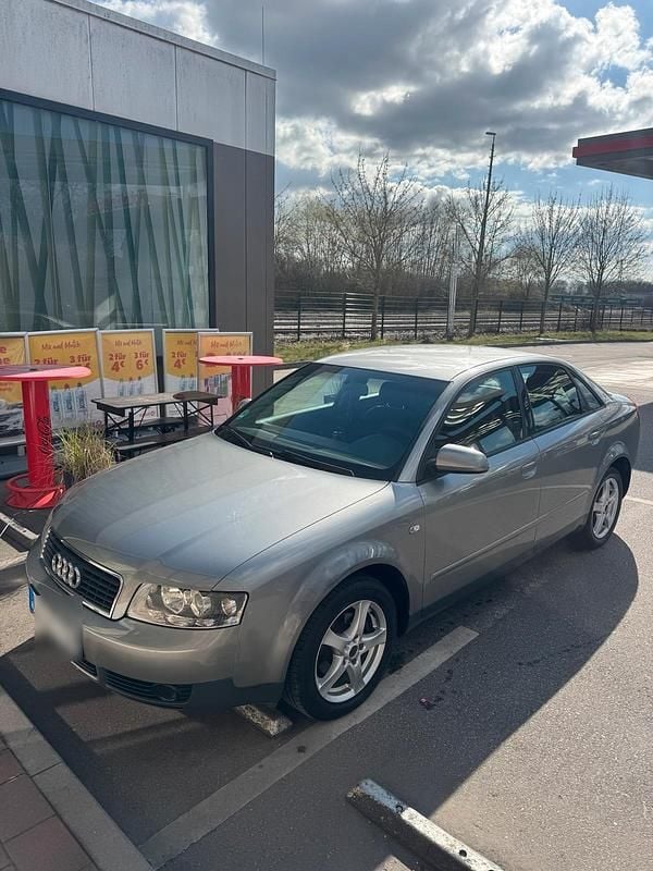 Gebraucht Audi A4 101 PS (74 kW) 2002 Silber Limousine