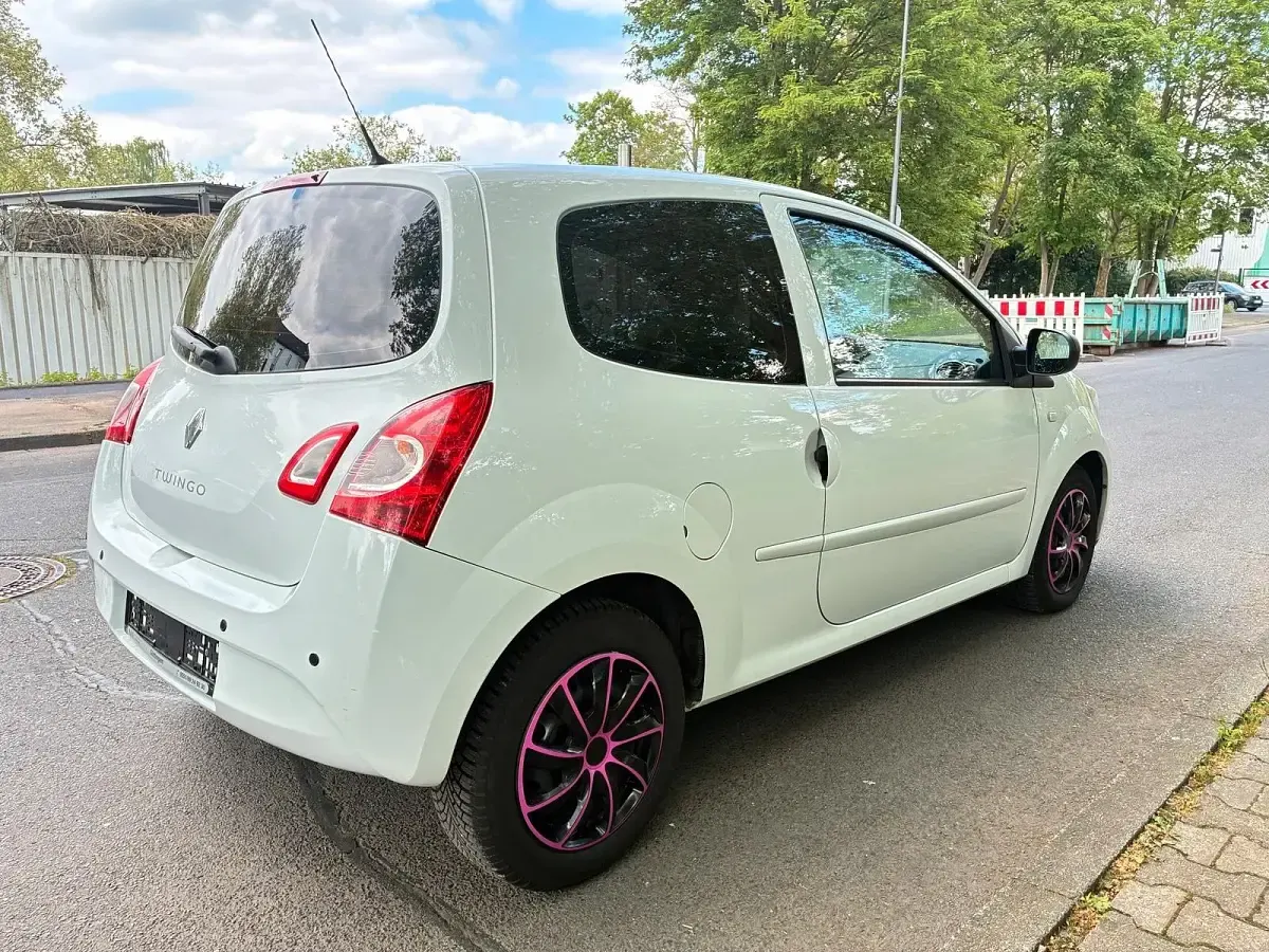 Gebraucht Renault Twingo 75 PS (55 kW) 2013 Weiß Kleinwagen