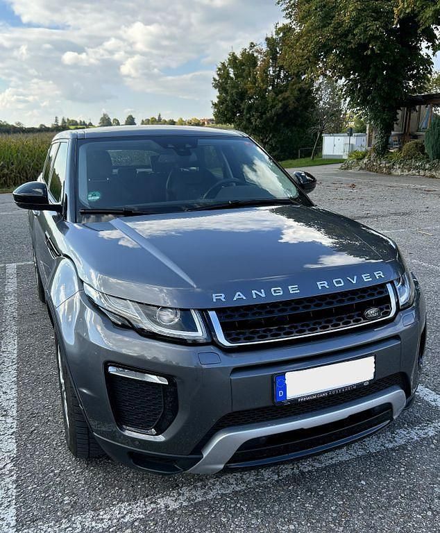 Grau Gebraucht 2016 Land Rover Range Rover evoque SE Dynamic SUV | 19.400 € (Fairer Preis) - Bild 1/3