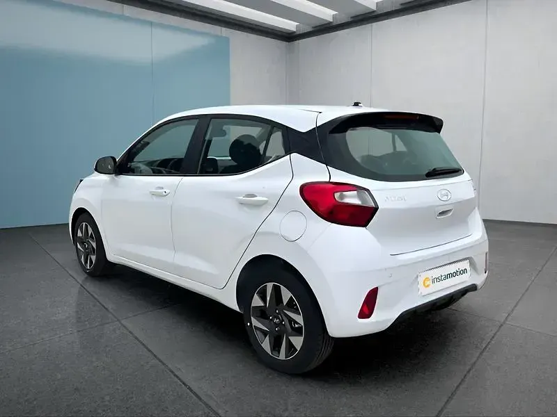 Neu Hyundai i10 Trend 79 PS (58 kW) 2025 Weiß Kleinwagen