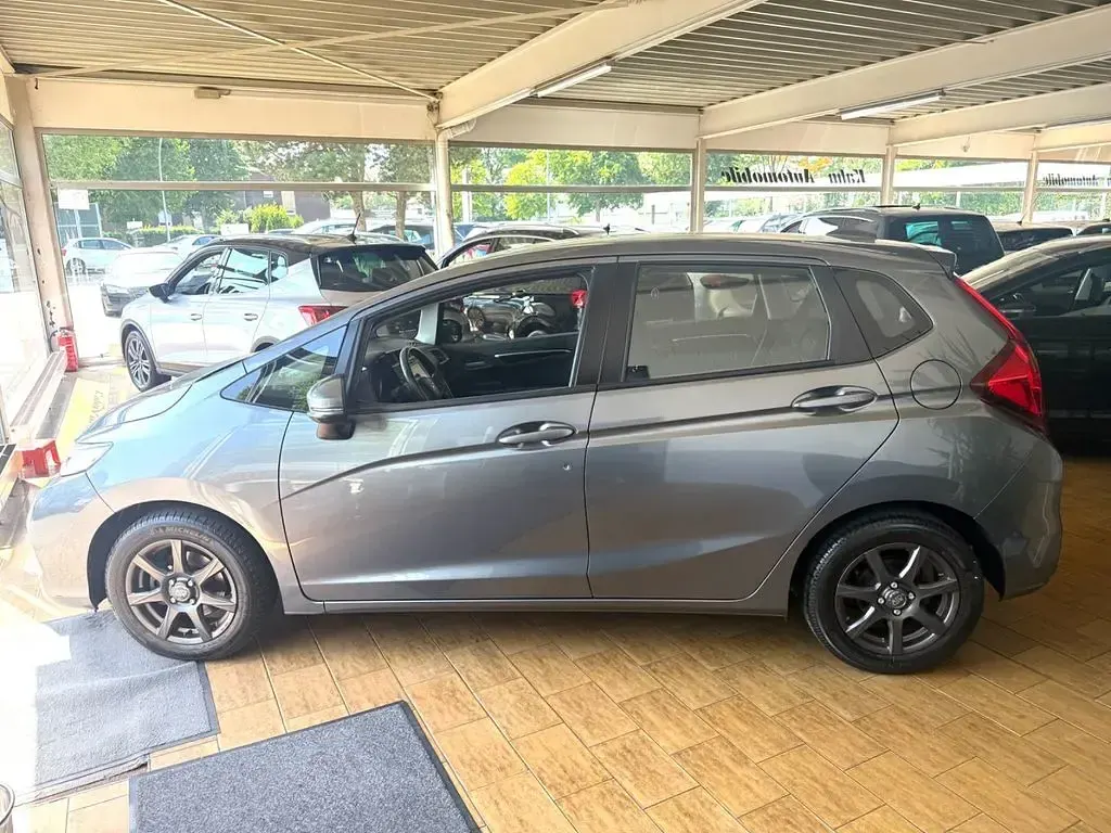 Gebraucht Honda Jazz 102 PS (75 kW) 2018 Grau Kleinwagen