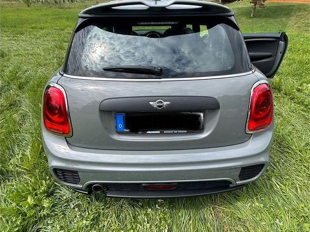 Grau Gebraucht 2018 Mini ONE Kleinwagen | 14.000 € (Etwas zu teuer) - Bild 1/4