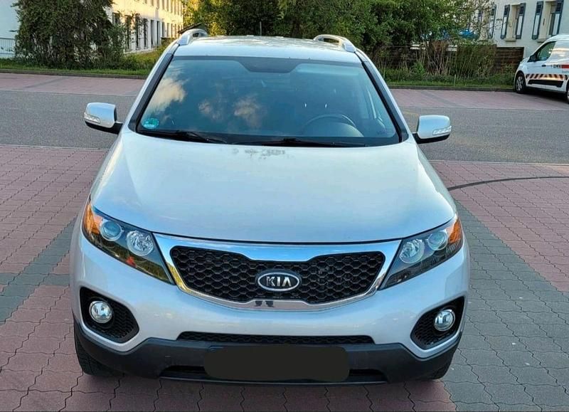 Silber Gebraucht 2011 Kia Sorento SUV | 6.000 € (Fairer Preis) - Bild 1/4