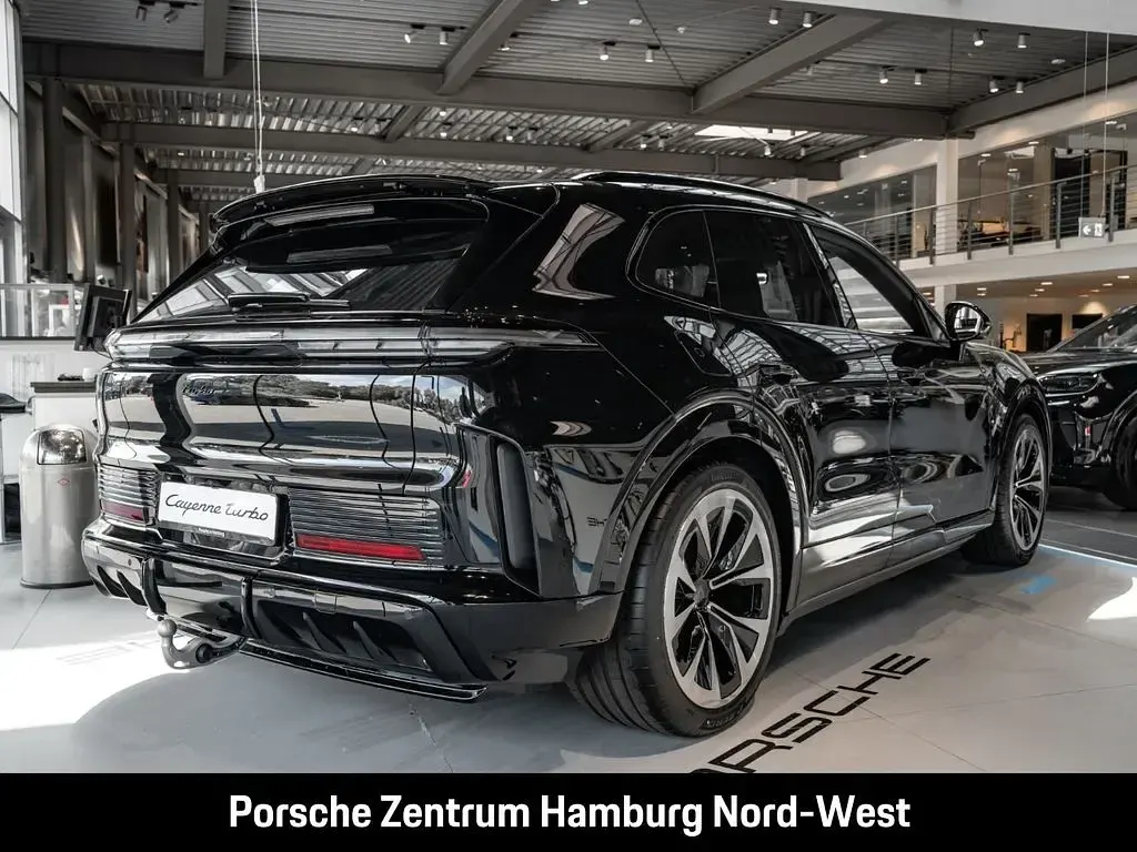 Neu Porsche Cayenne Turbo Electric 2026 Schwarz SUV