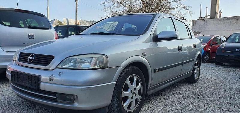 Starsilber m2 Gebraucht 2001 Opel Astra Kleinwagen | 1.600 € (Fairer Preis) - Bild 1/4