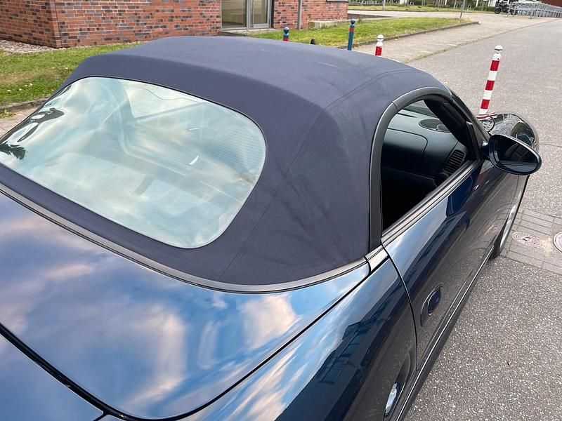 Gebraucht Porsche 986 Boxster Edition 252 PS (185 kW) 2000 Blau Cabrio