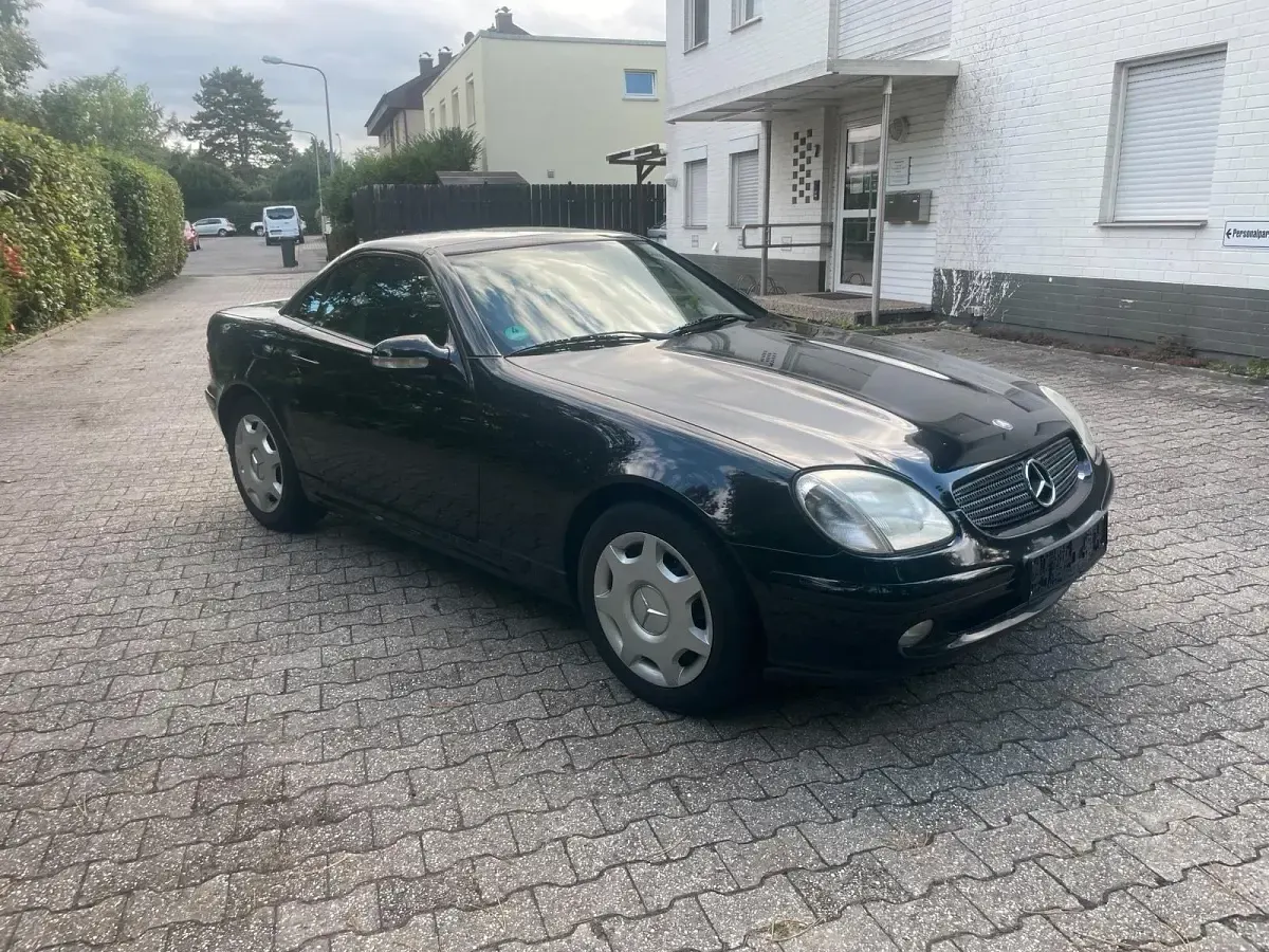 Gebraucht Mercedes SLK230 197 PS (144 kW) 2003 Schwarz Cabrio