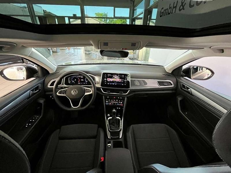 Gebraucht VW T-Roc Style 150 PS (110 kW) 2025 Grau SUV