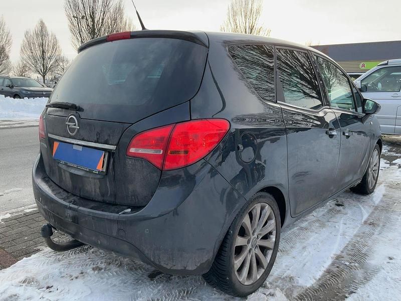 Gebraucht Opel Meriva Innovation 140 PS (102 kW) 2013 Schwarz Van / Kleinbus