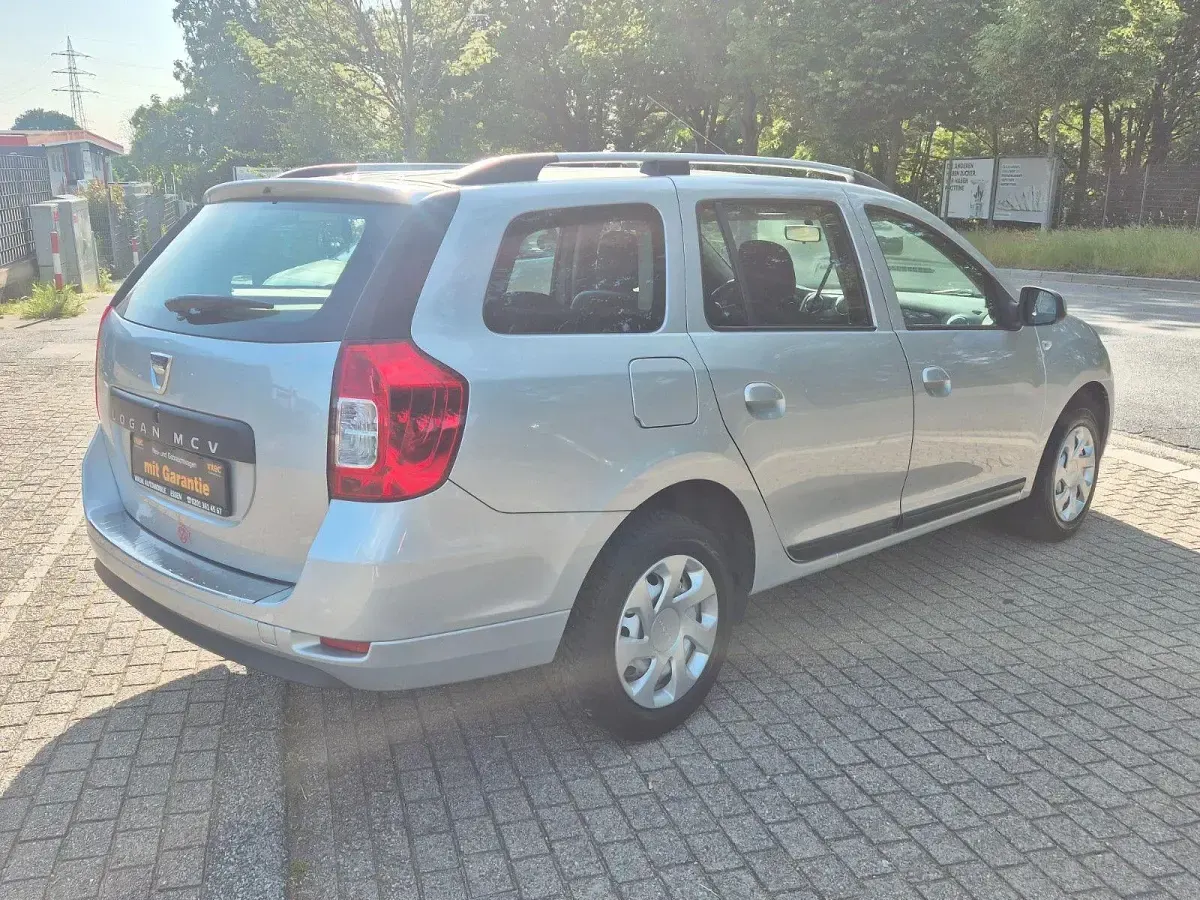 Używany Dacia Logan MCV Lauréate 75 KM (55 kW) 2013 Srebrny Kombi