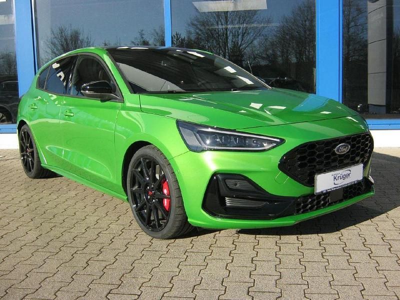 Gebraucht Ford Focus ST 280 PS (205 kW) 2023 Grün Limousine