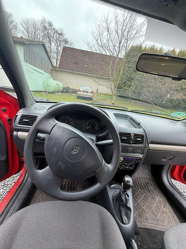 Gebraucht Renault Clio II R.S. 58 PS (42 kW) 2004 Rot Kleinwagen