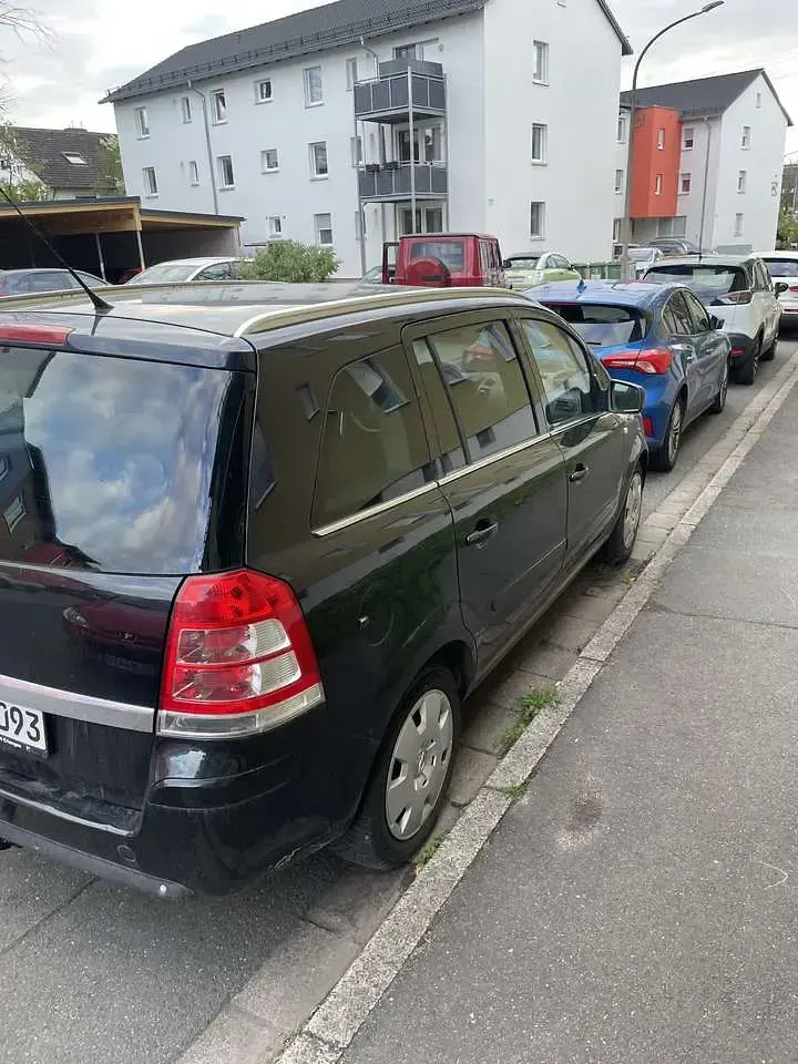 Gebraucht Opel Zafira 140 PS (102 kW) 2010 Van / Kleinbus