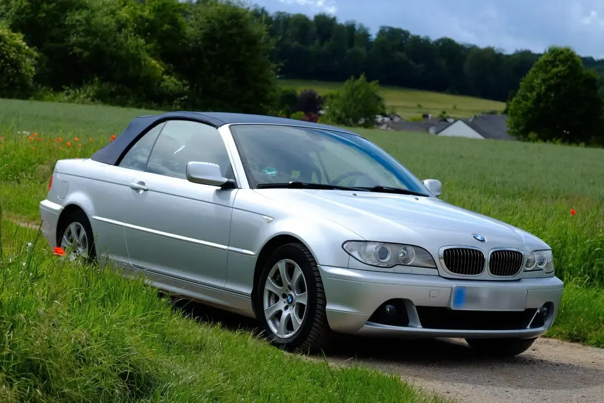 Gebraucht BMW 320 Cabriolet 170 PS (125 kW) 2005 Silber Cabrio