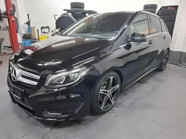 Gebraucht Mercedes B220 AMG 184 PS (135 kW) 2015 Schwarz Van / Kleinbus