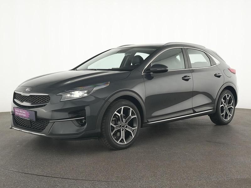 Grau Gebraucht 2021 Kia XCeed Spirit SUV | 19.224 € (Guter Preis) - Bild 1/4