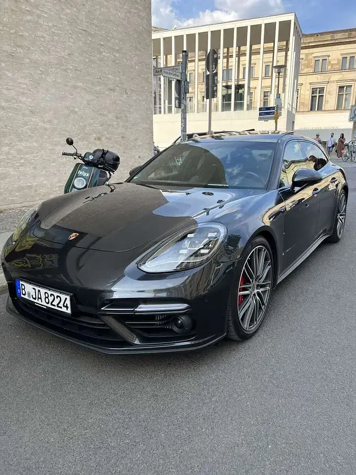 Occasion Porsche Panamera 549 ch (403 kW) 2018 Gris Break