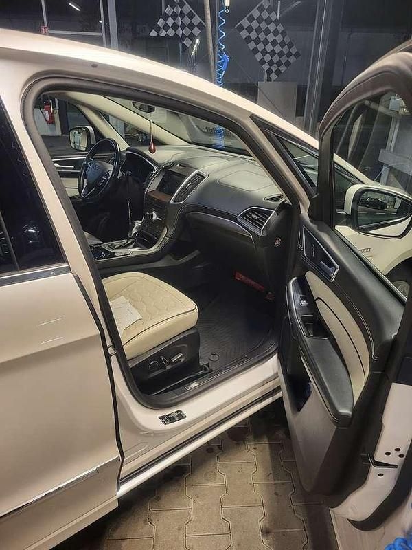 Gebraucht Ford S-MAX Vignale 209 PS (153 kW) 2017 Van / Kleinbus