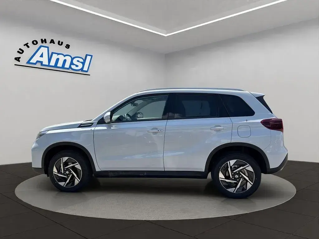 Neu Suzuki Vitara Comfort+ 110 PS (80 kW) 2026 Weiß SUV