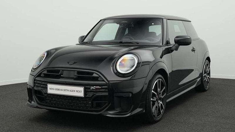 Schwarz Gebraucht 2024 Mini John Cooper Works Kleinwagen | 30.122 € (Fairer Preis) - Bild 1/4