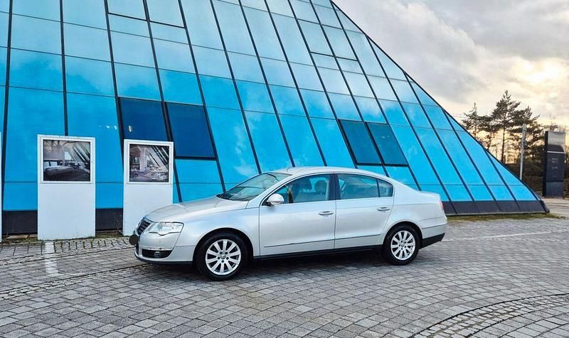 Gebraucht VW Passat 140 PS (102 kW) 2007 Silber Limousine