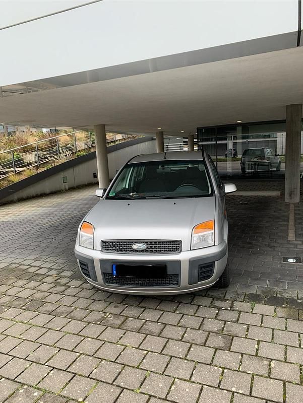 Silber Gebraucht 2008 Ford Fusion Kleinwagen | 2.250 € (Fairer Preis) - Bild 1/4