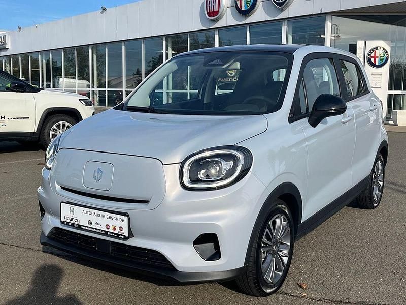 Neu Leapmotor T03 69 kW (95 PS) 2026 Glacier blue Kleinwagen