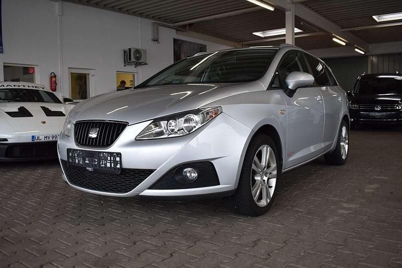 Silber Gebraucht 2012 Seat Ibiza ST Style Kombi | 5.900 € (Guter Preis) - Bild 1/4