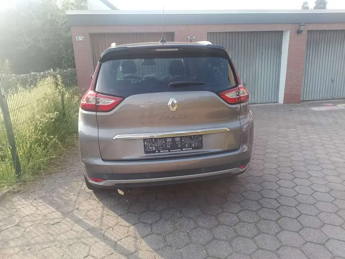 Gebraucht Renault Grand Scénic IV Bose Edition 140 PS (102 kW) 2019 Grau Van / Kleinbus