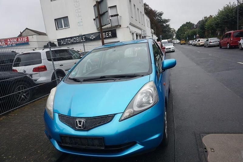 Blau Gebraucht 2010 Honda Jazz Trend Kleinwagen | 1.999 € - Bild 1/4