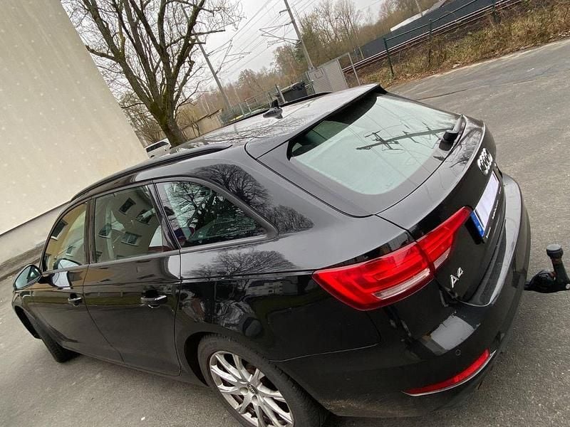 Gebraucht Audi A4 190 PS (139 kW) 2017 Schwarz Kombi