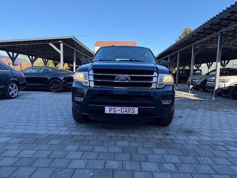 Blau Gebraucht 2017 Ford Expedition SUV | 27.900 € - Bild 1/4