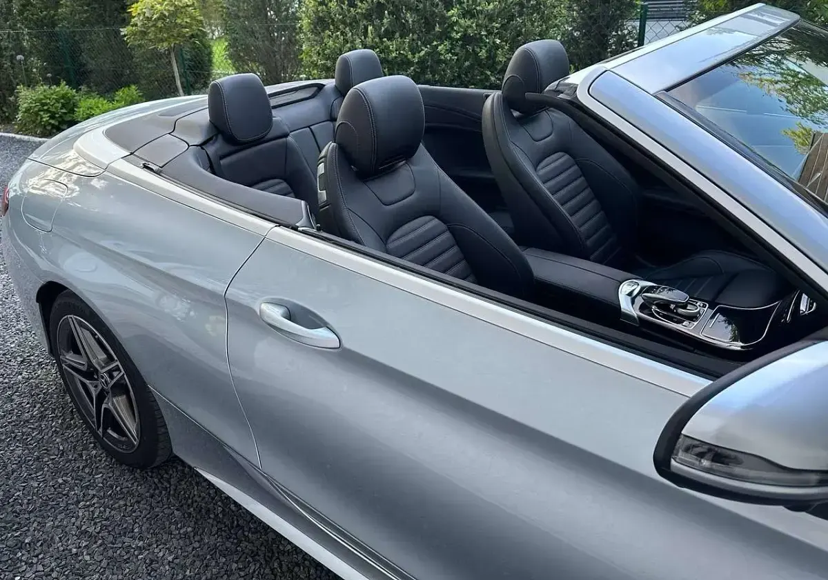 Gebraucht Mercedes C200 AMG 184 PS (135 kW) 2022 Silber Cabrio