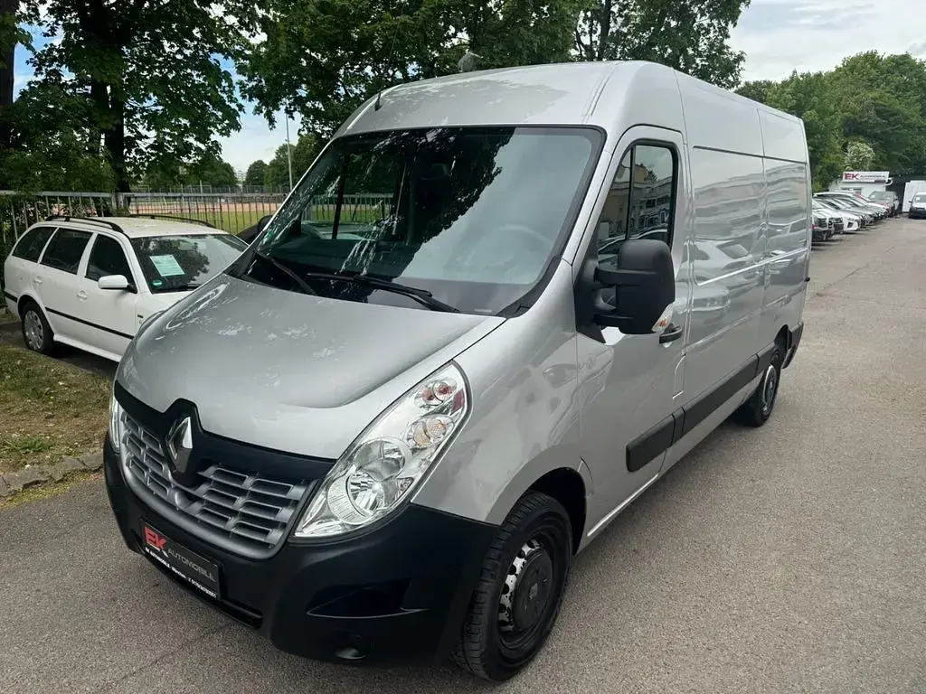 Gebraucht Renault Master 131 PS (96 kW) 2019 Silber Van / Kleinbus