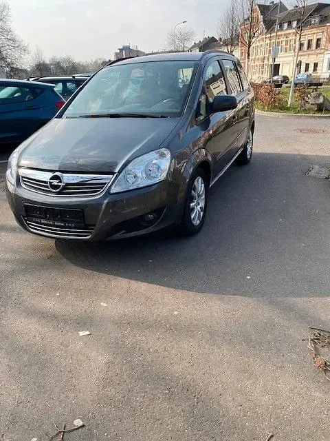 Gebraucht Opel Zafira Edition 150 PS (110 kW) 2009 Grün Van / Kleinbus